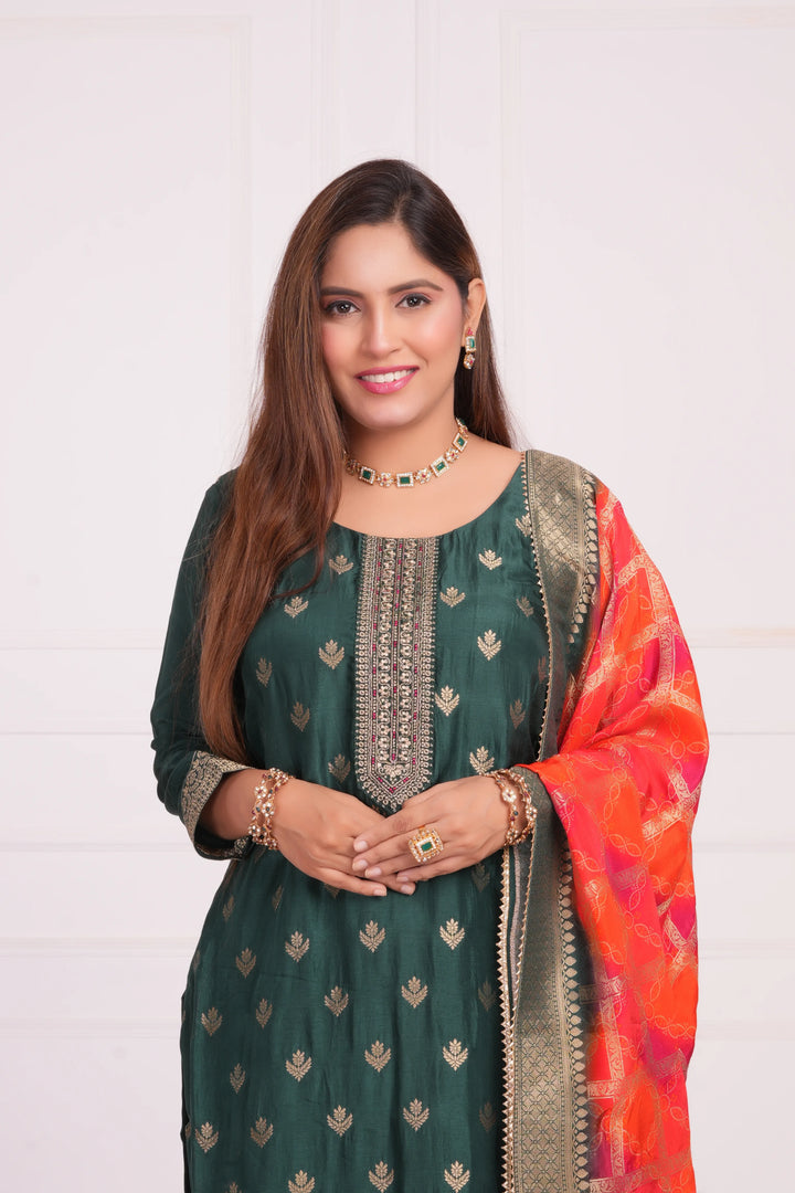 Women Ethnic Motifs and Zari Embroidered Kurta with Trouser & Banarsi Dupatta