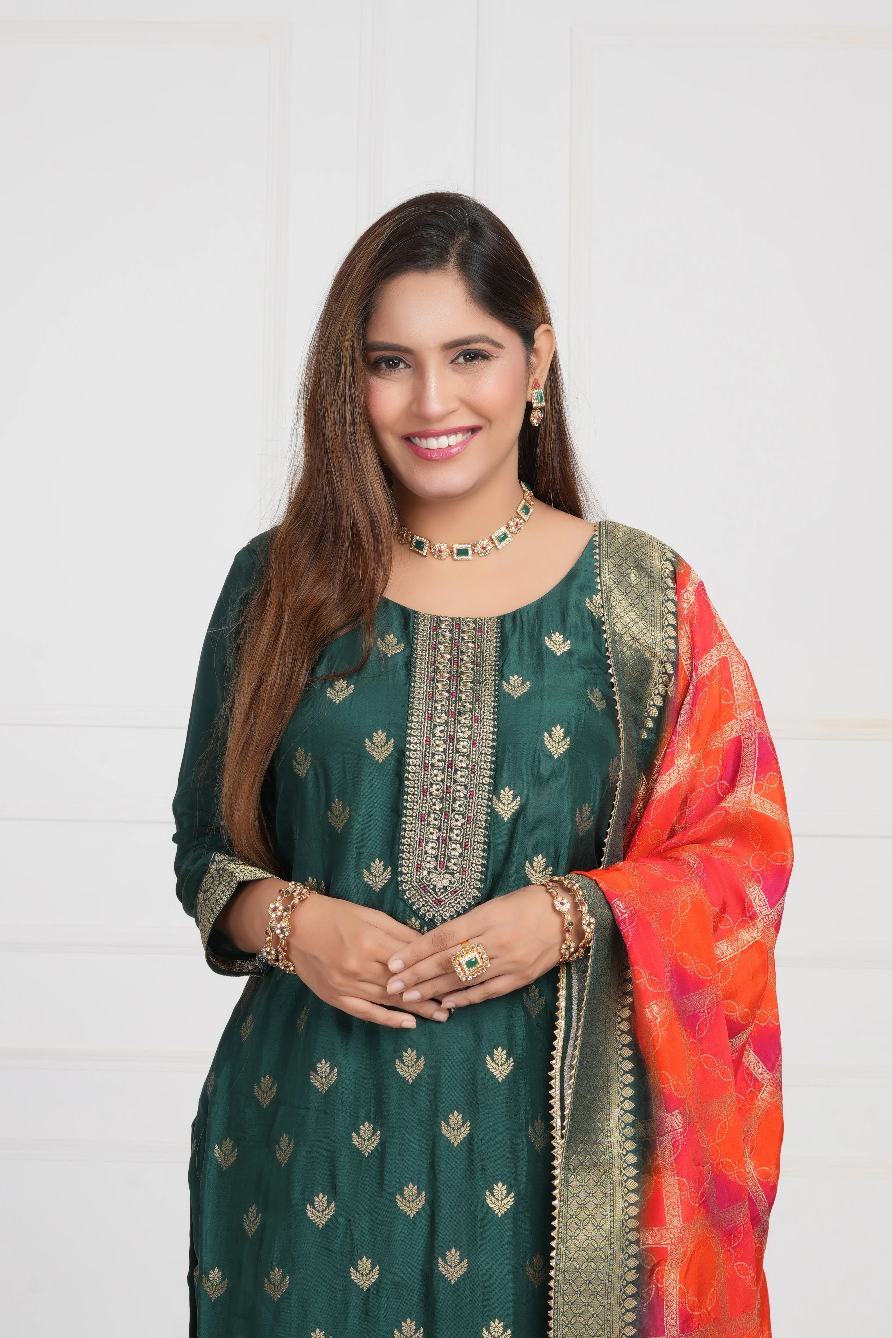 Women Ethnic Motifs and Zari Embroidered Kurta with Trouser & Banarsi Dupatta