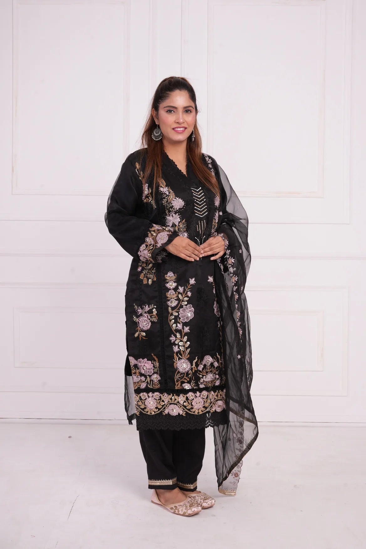 Ethnic motif zari sequinned embroidered silk kurta pant and dupatta