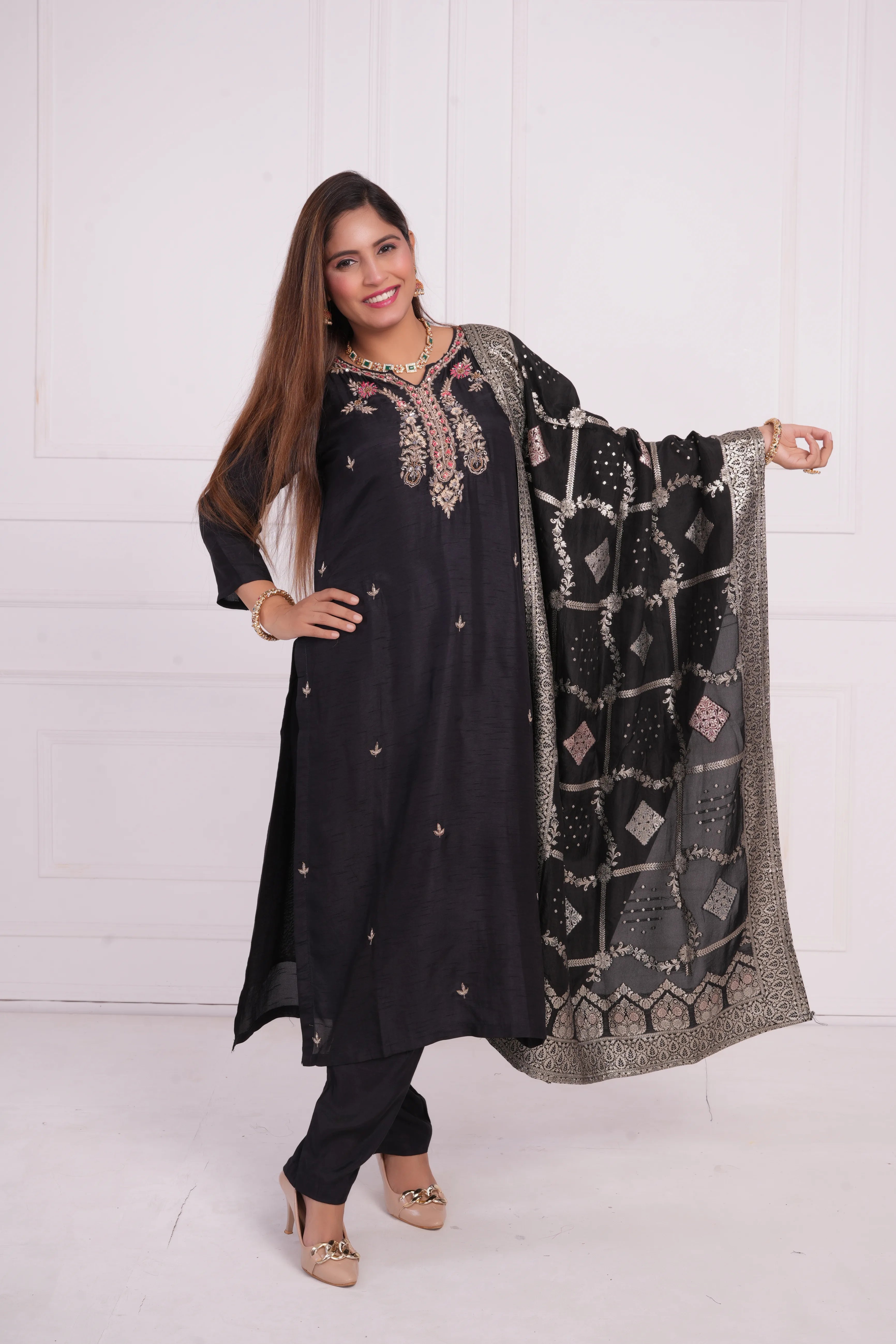 Ethnic motif zari sequinned embroidered silk kurta pant and dupatta