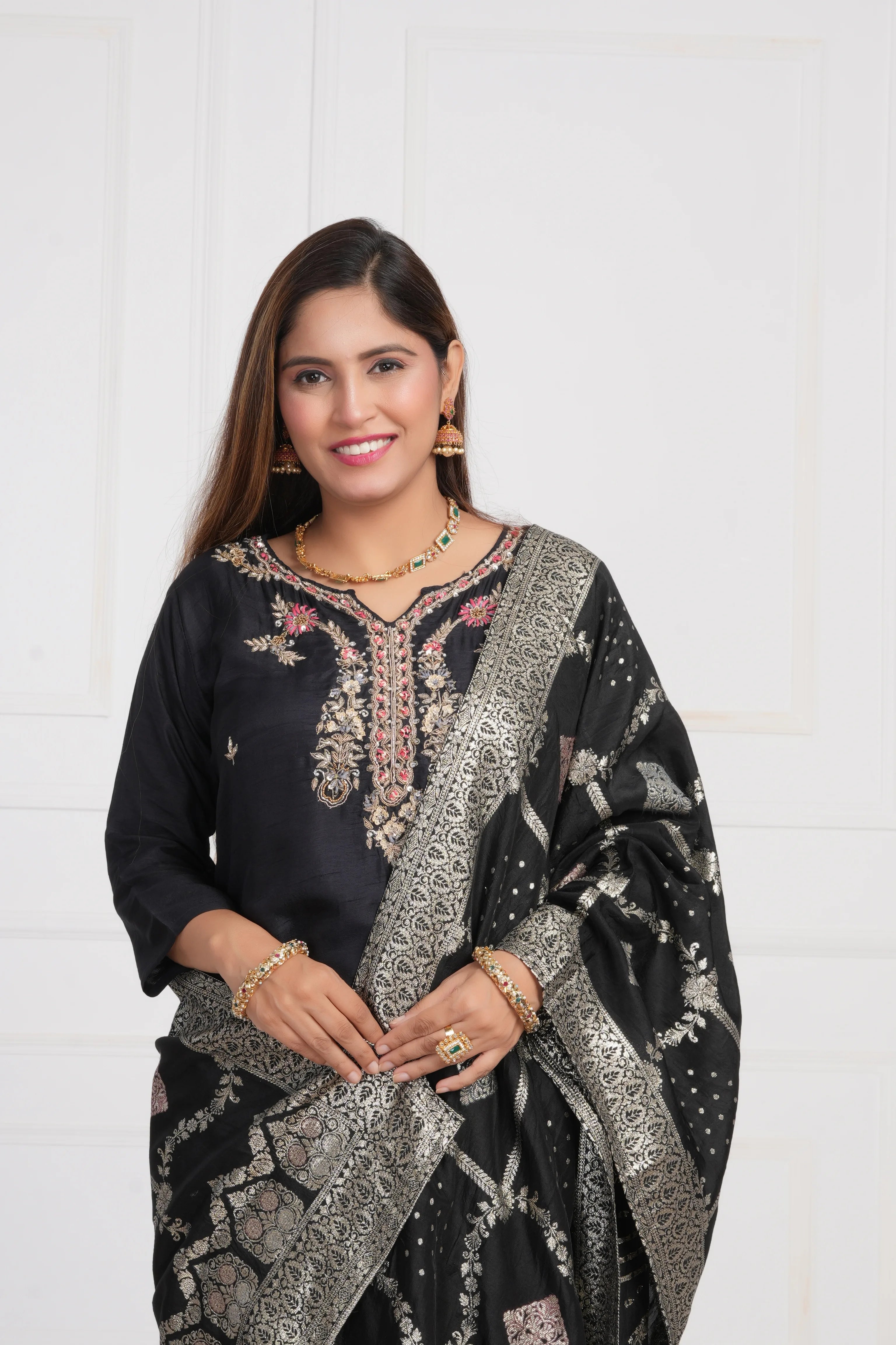 Ethnic motif zari sequinned embroidered silk kurta pant and dupatta