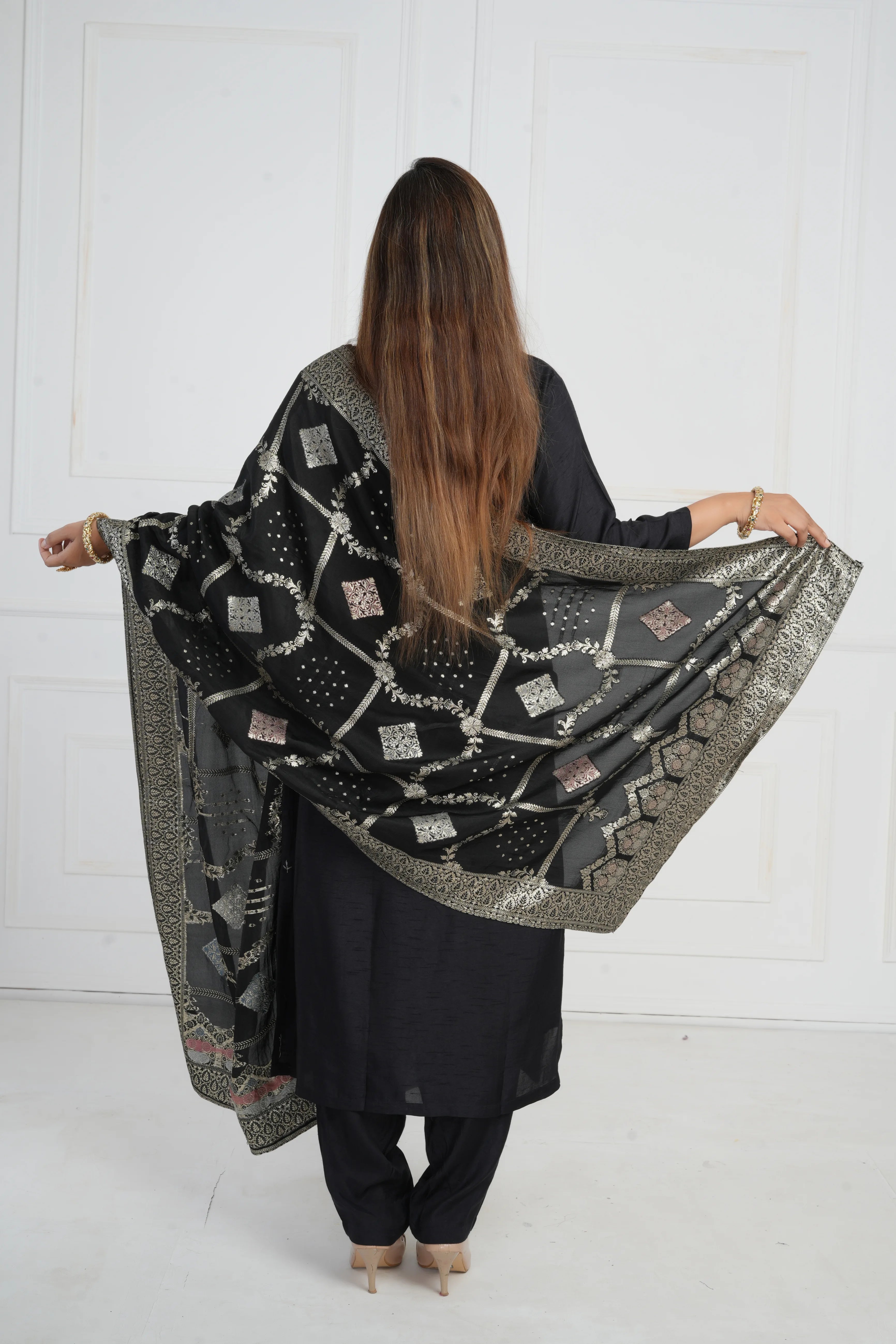 Ethnic motif zari sequinned embroidered silk kurta pant and dupatta