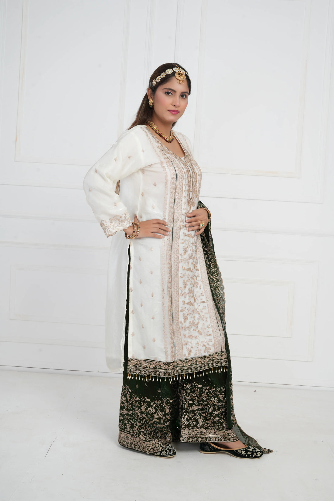 Women Ethnic motif and Zari embroidered Kurta With Sharara & Dupatta