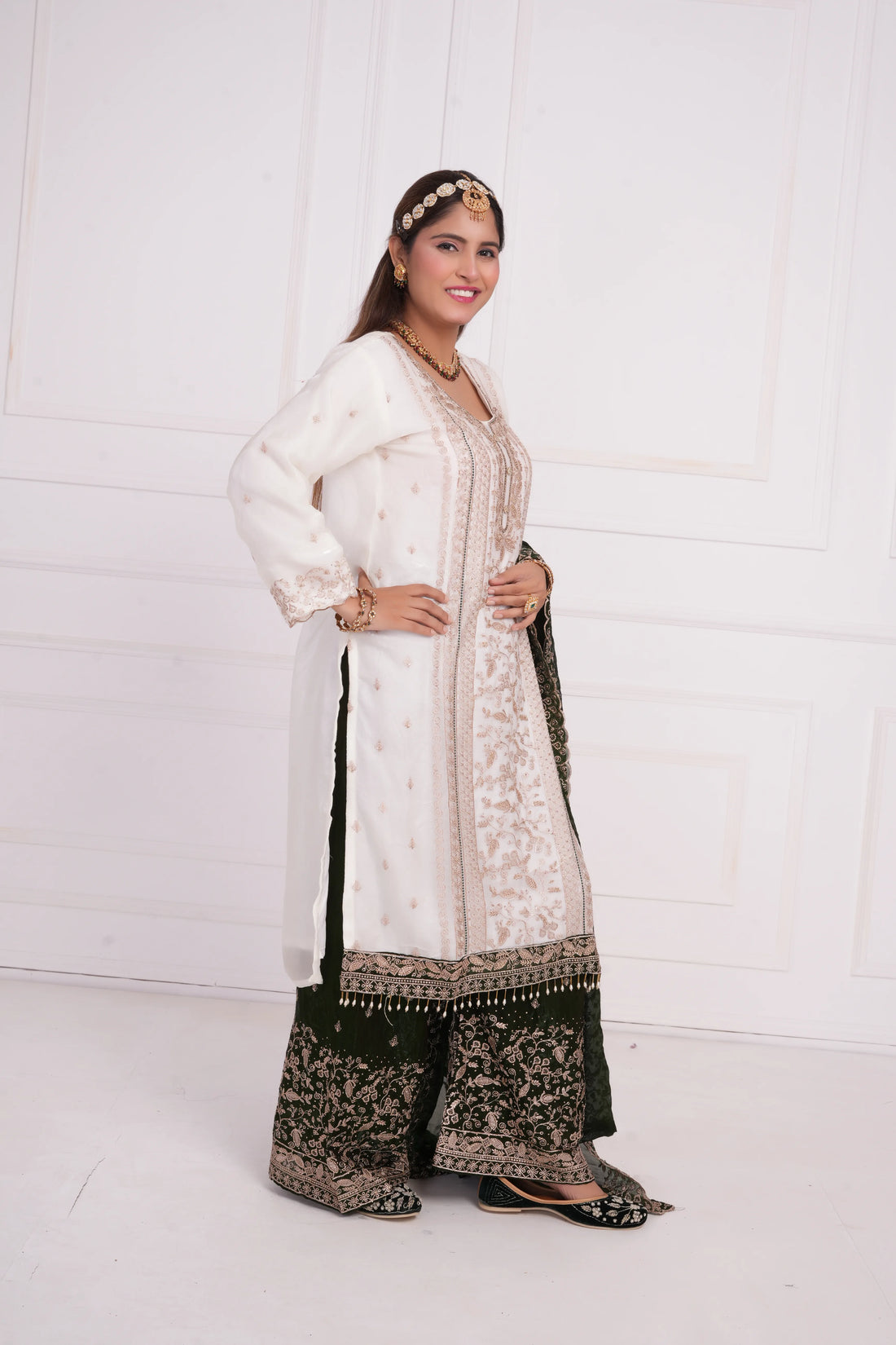Women Ethnic motif and Zari embroidered Kurta With Sharara & Dupatta
