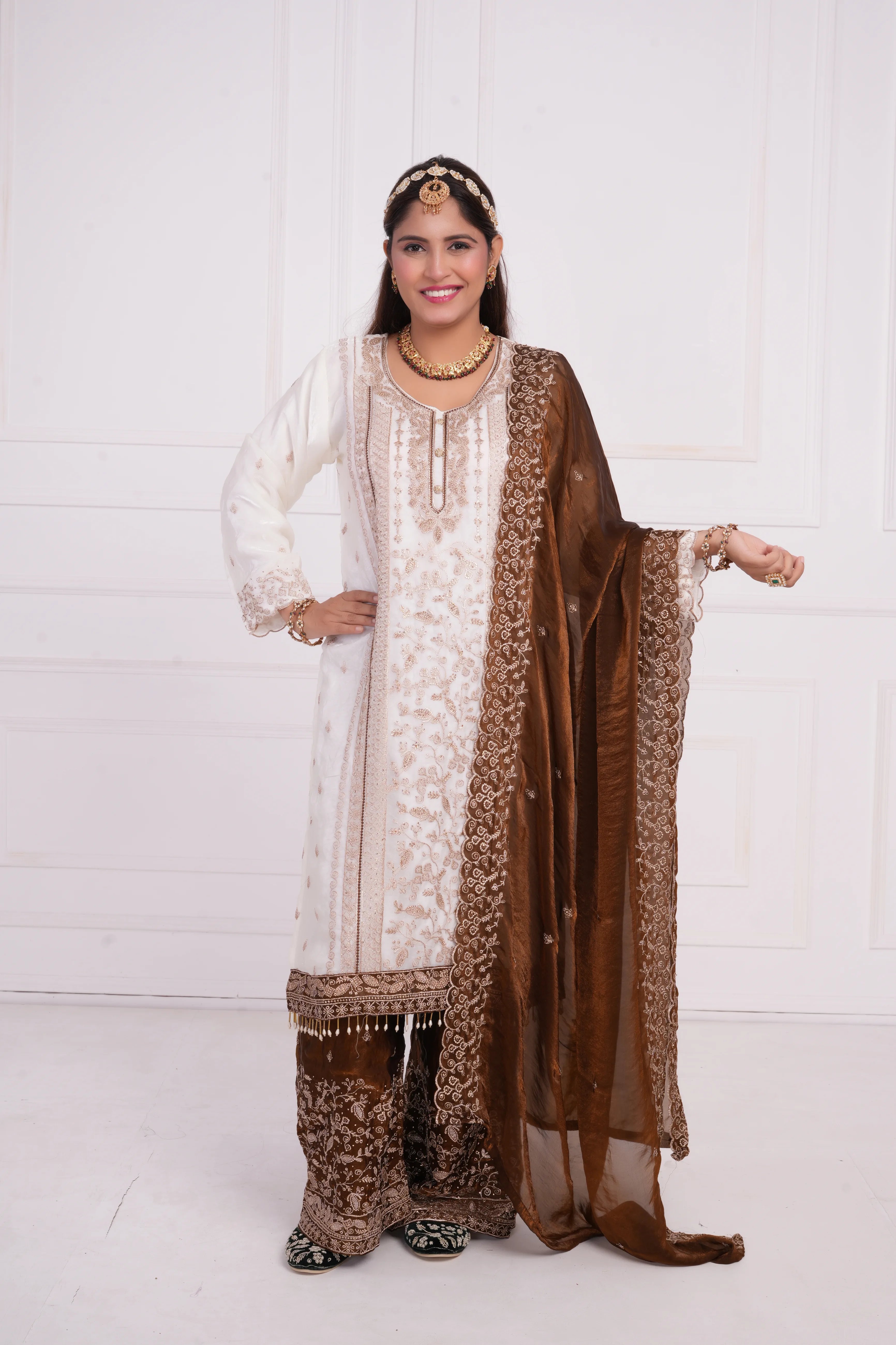 Women Ethnic motif and Zari embroidered Kurta With Sharara & Dupatta