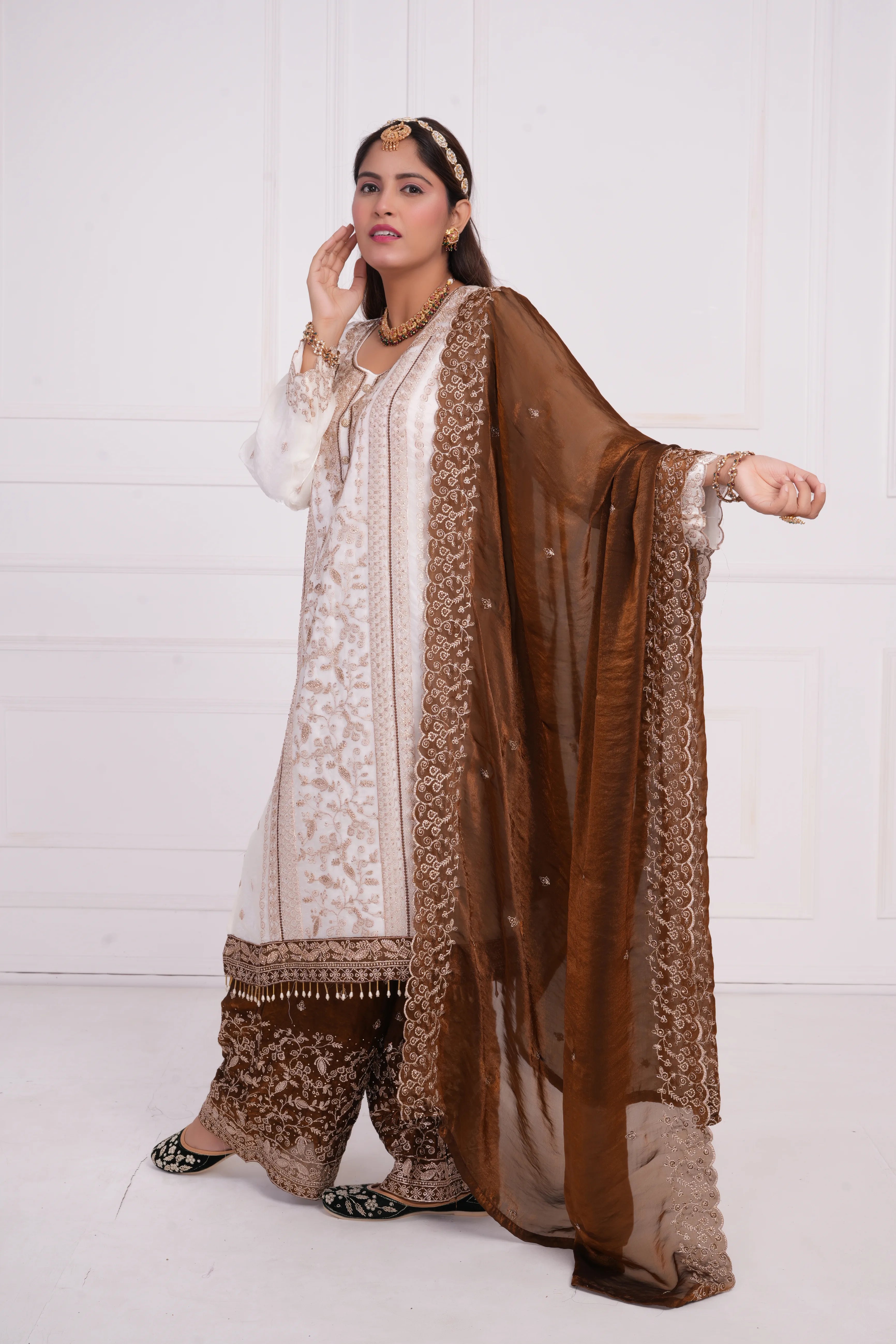 Women Ethnic motif and Zari embroidered Kurta With Sharara & Dupatta