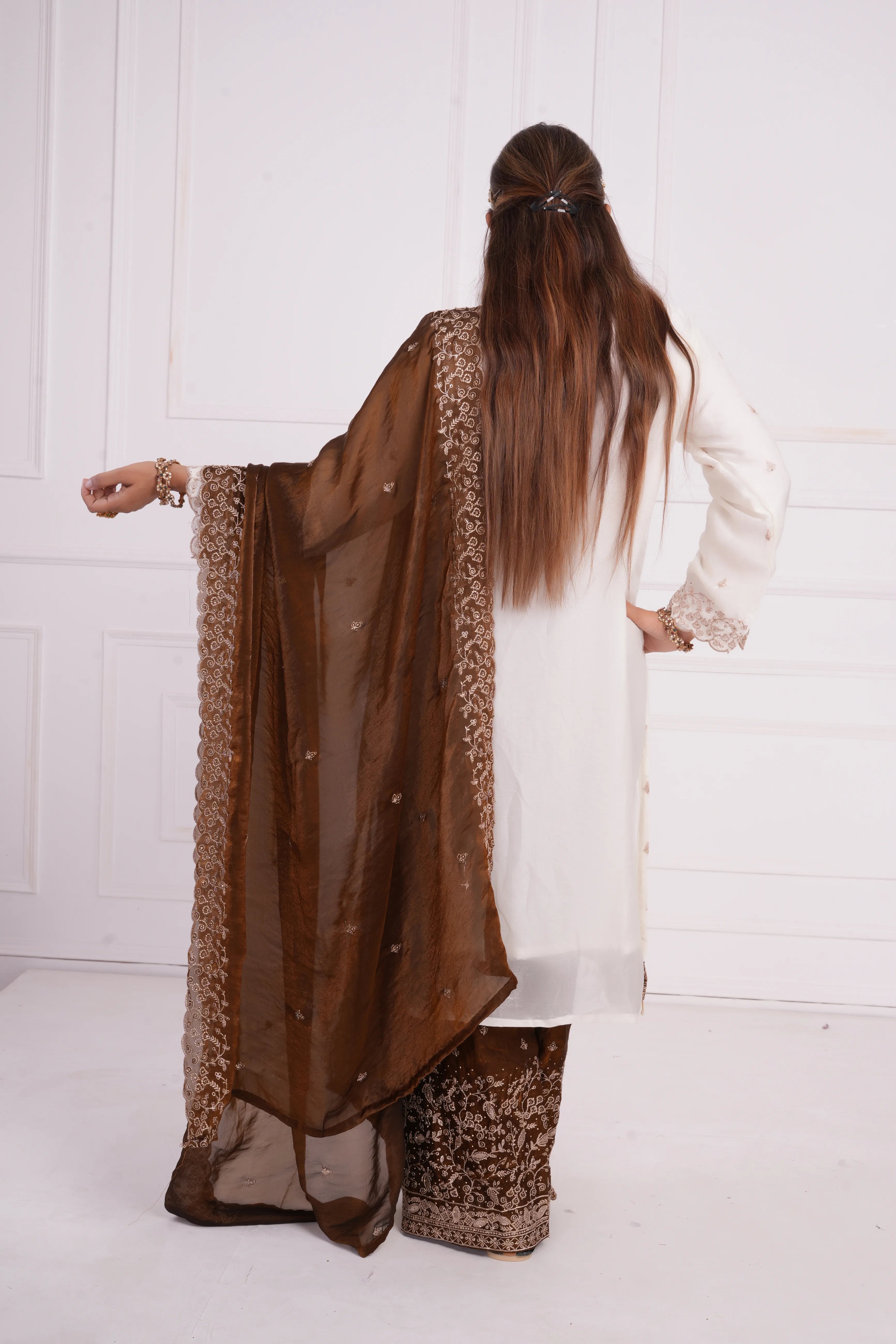 Women Ethnic motif and Zari embroidered Kurta With Sharara & Dupatta