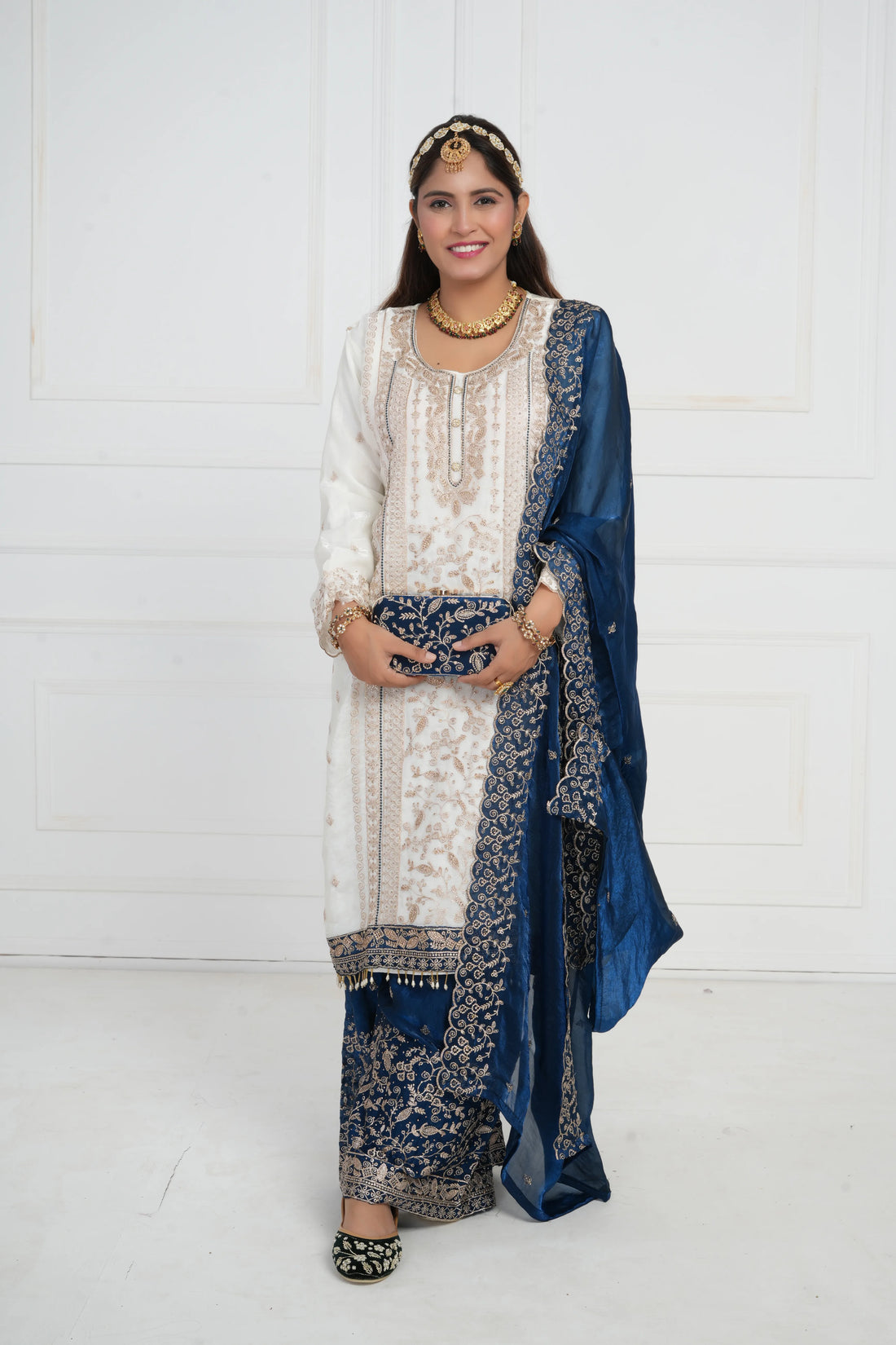 Women Ethnic motif and Zari embroidered Kurta With Sharara & Dupatta