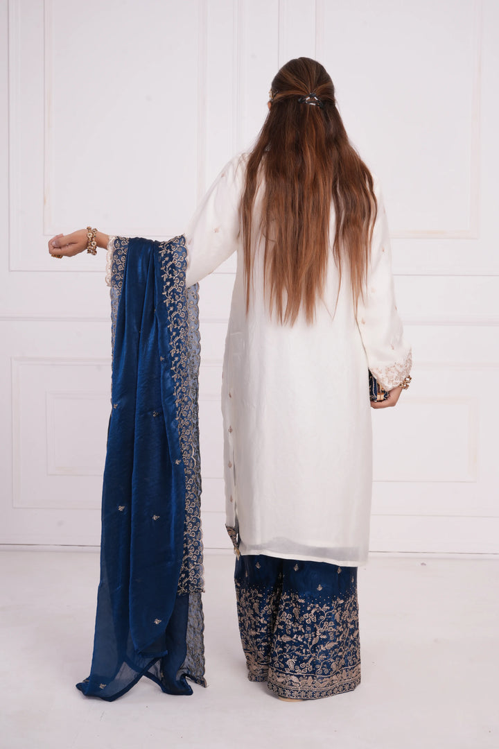 Women Ethnic motif and Zari embroidered Kurta With Sharara & Dupatta