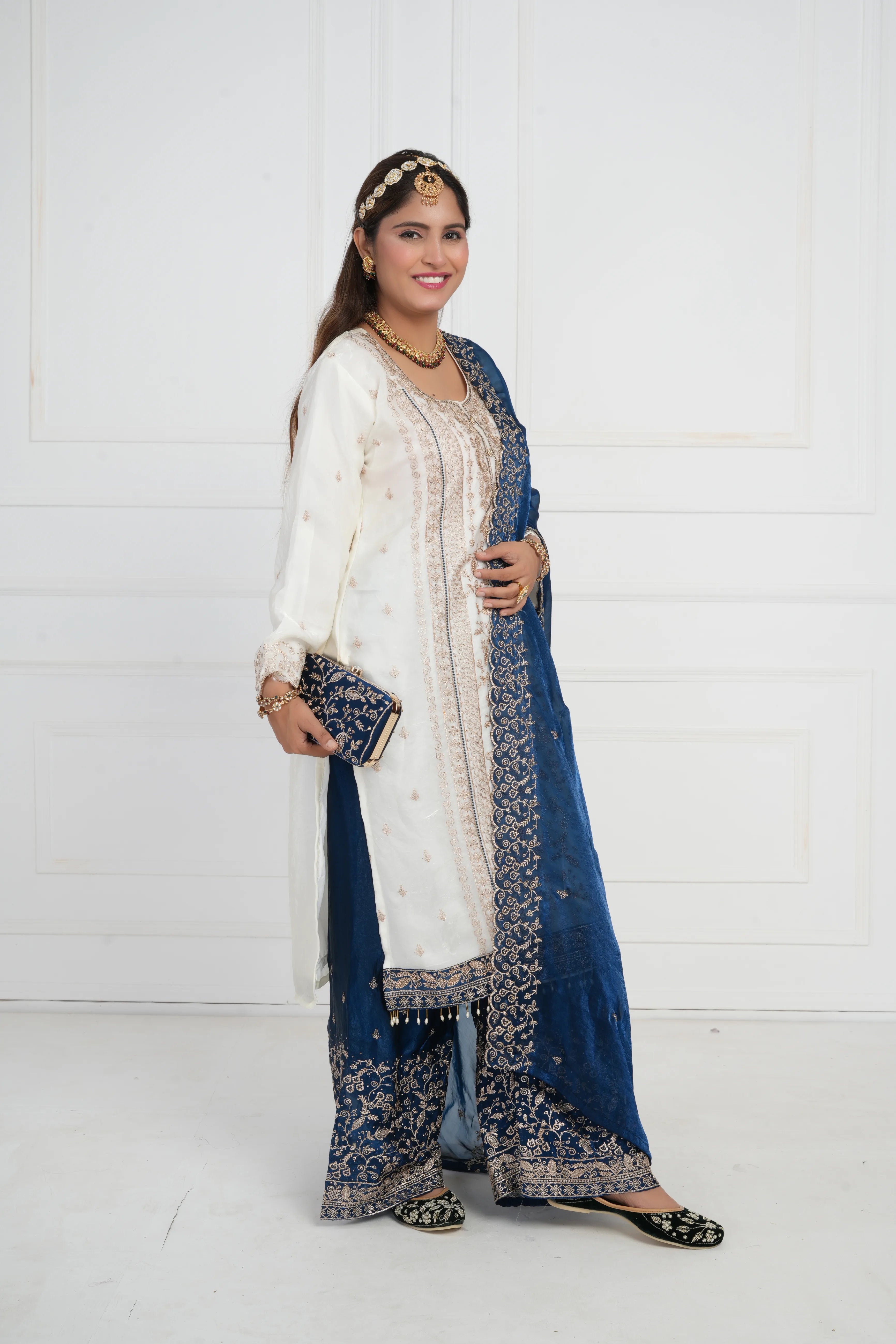 Women Ethnic motif and Zari embroidered Kurta With Sharara & Dupatta