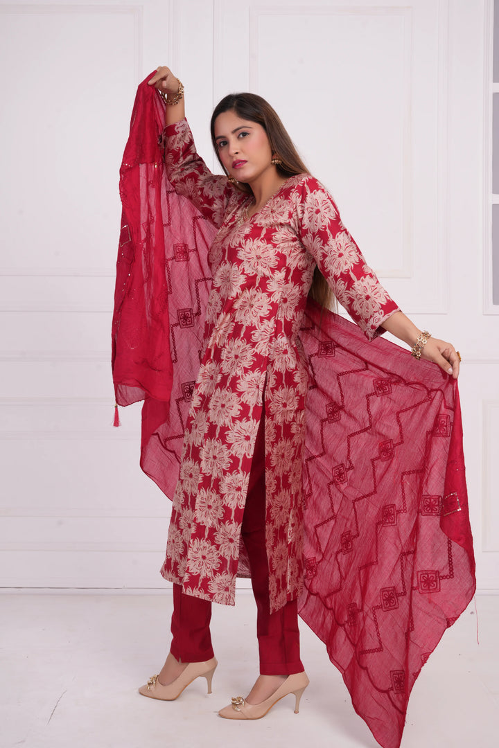 Ethnic motif zari sequinned embroidered silk kurta pant and dupatta
