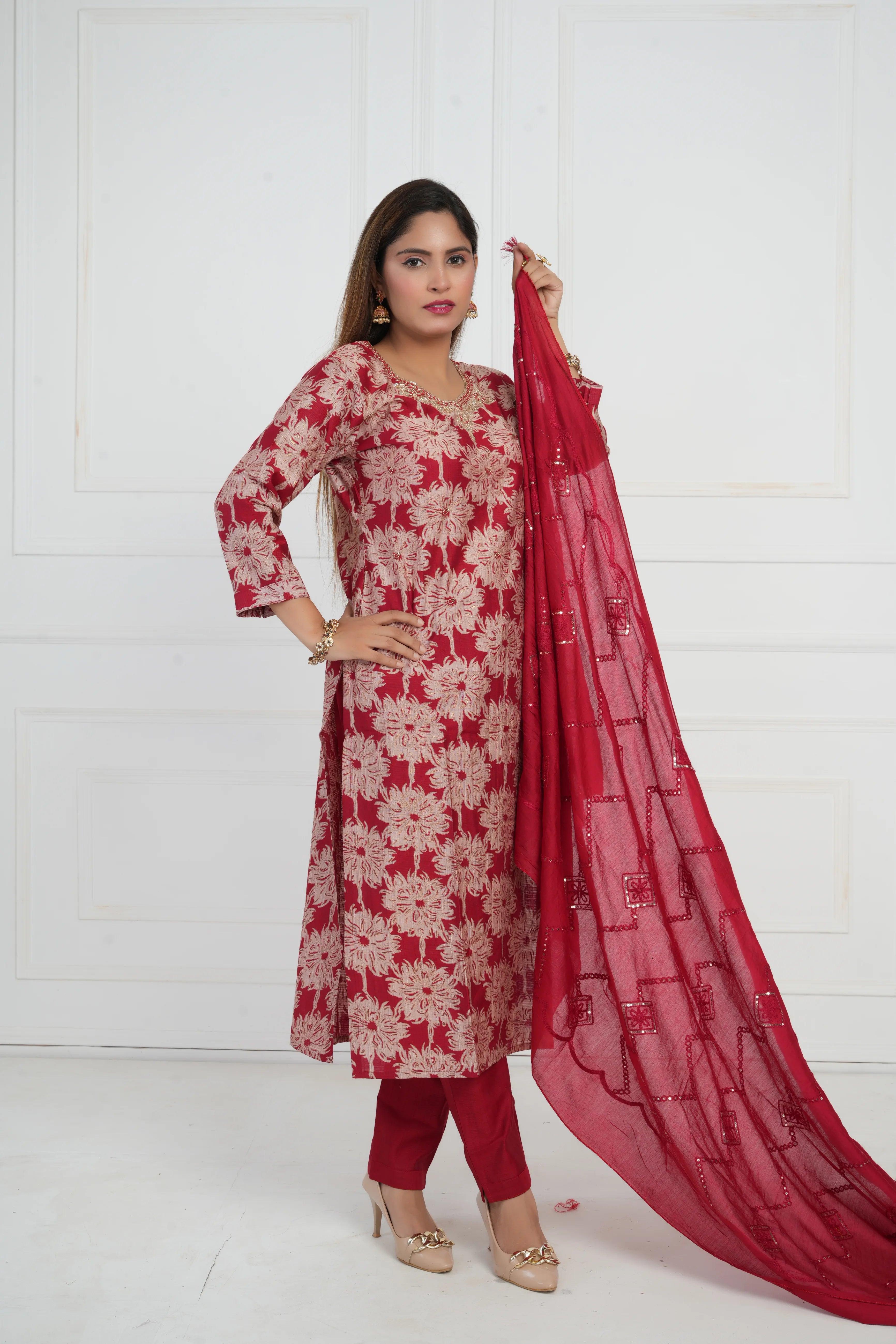 Ethnic motif zari sequinned embroidered silk kurta pant and dupatta