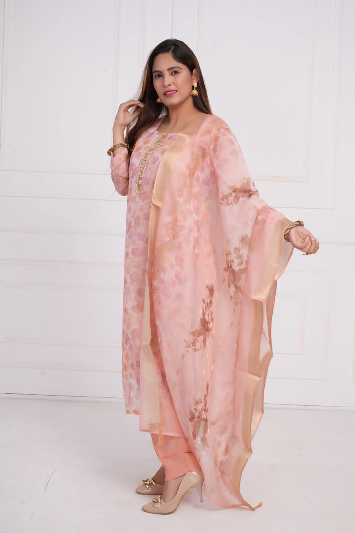 Women Ethnic Motifs Embroidered Kurta with Trouser & Dupatta