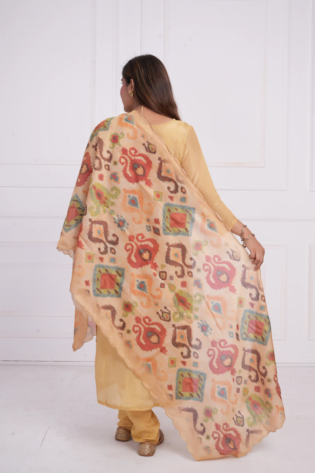 Women ethnic motif and Zari Embroidered Silk Kurta with Trouser & Dupatta
