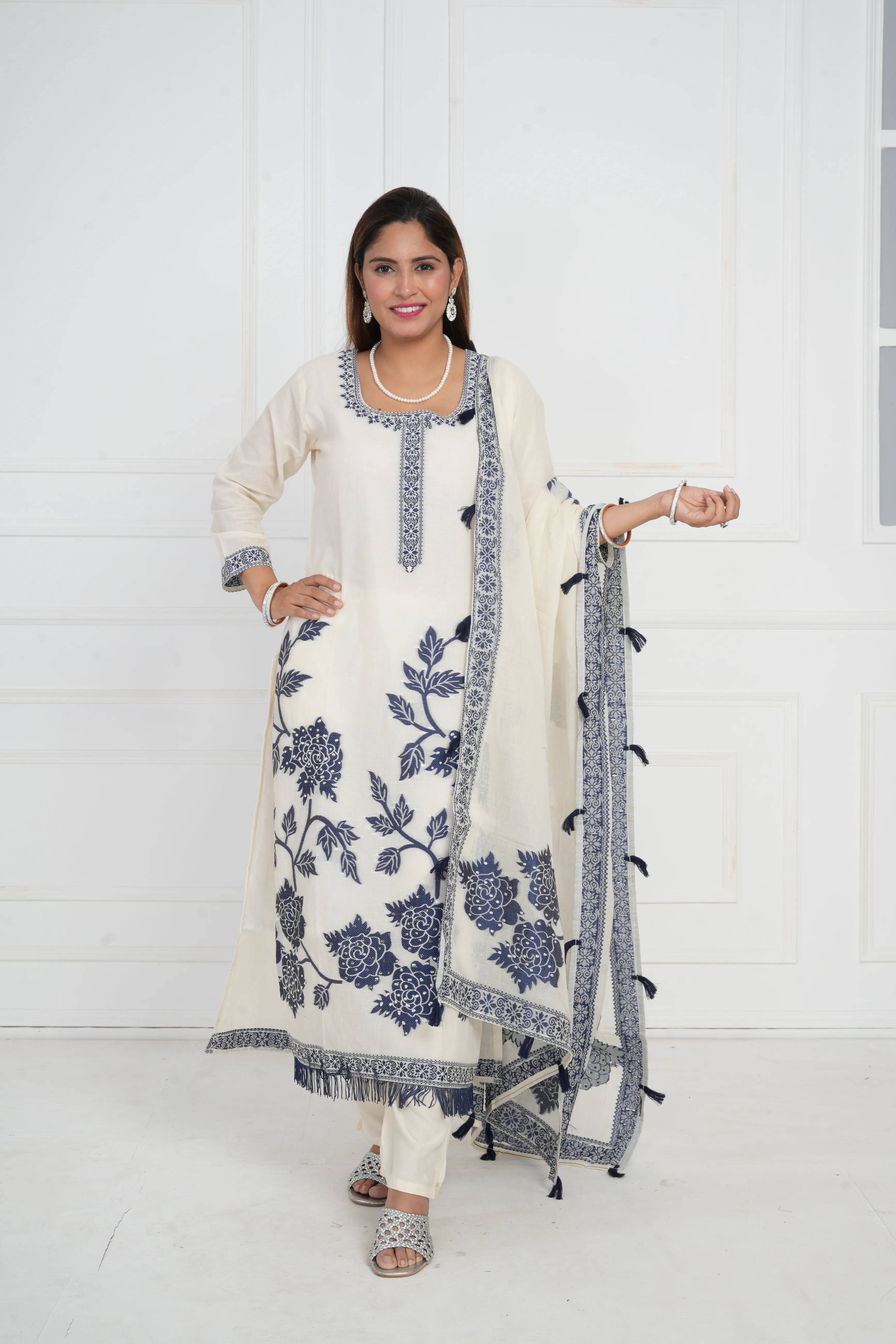 Ethnic motif zari sequinned embroidered silk kurta pant and dupatta