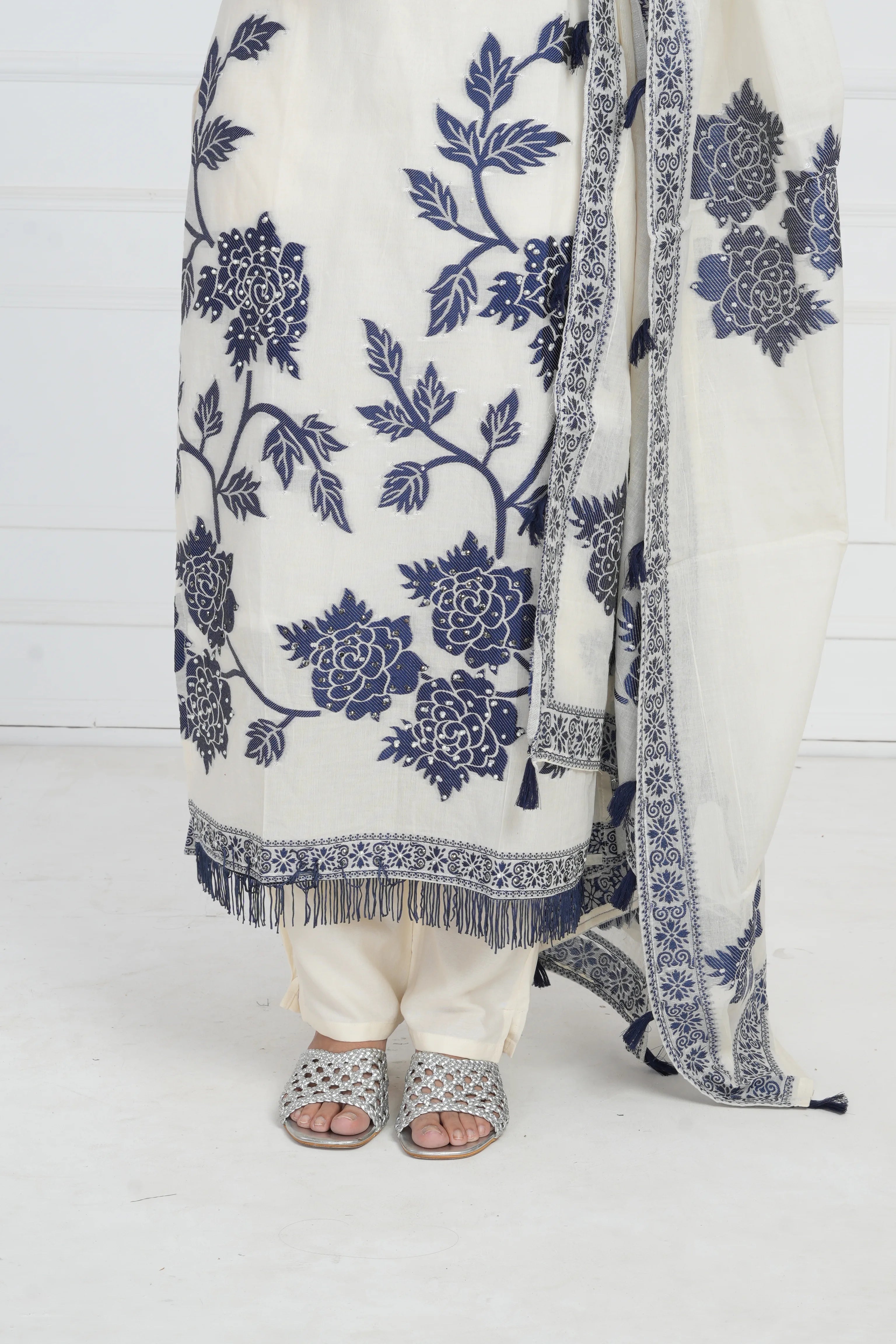 Ethnic motif zari sequinned embroidered silk kurta pant and dupatta