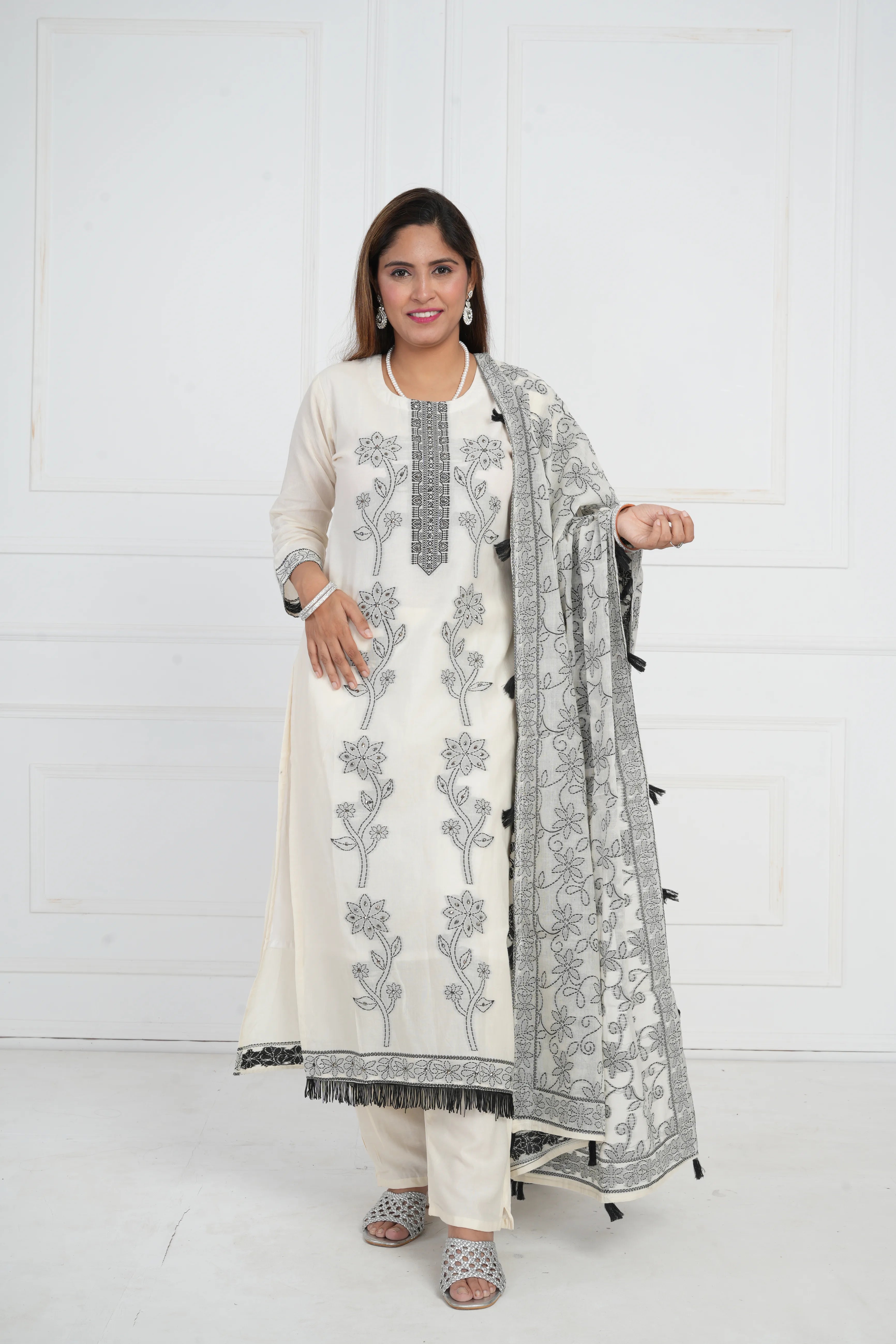 Ethnic motif zari sequinned embroidered silk kurta pant and dupatta