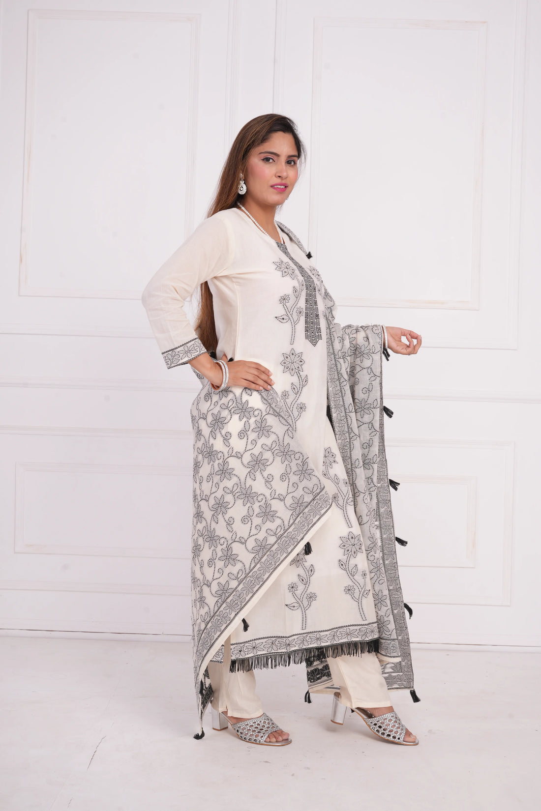 Ethnic motif zari sequinned embroidered silk kurta pant and dupatta