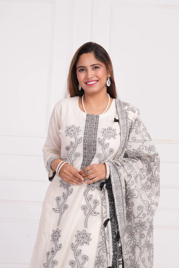 Ethnic motif zari sequinned embroidered silk kurta pant and dupatta