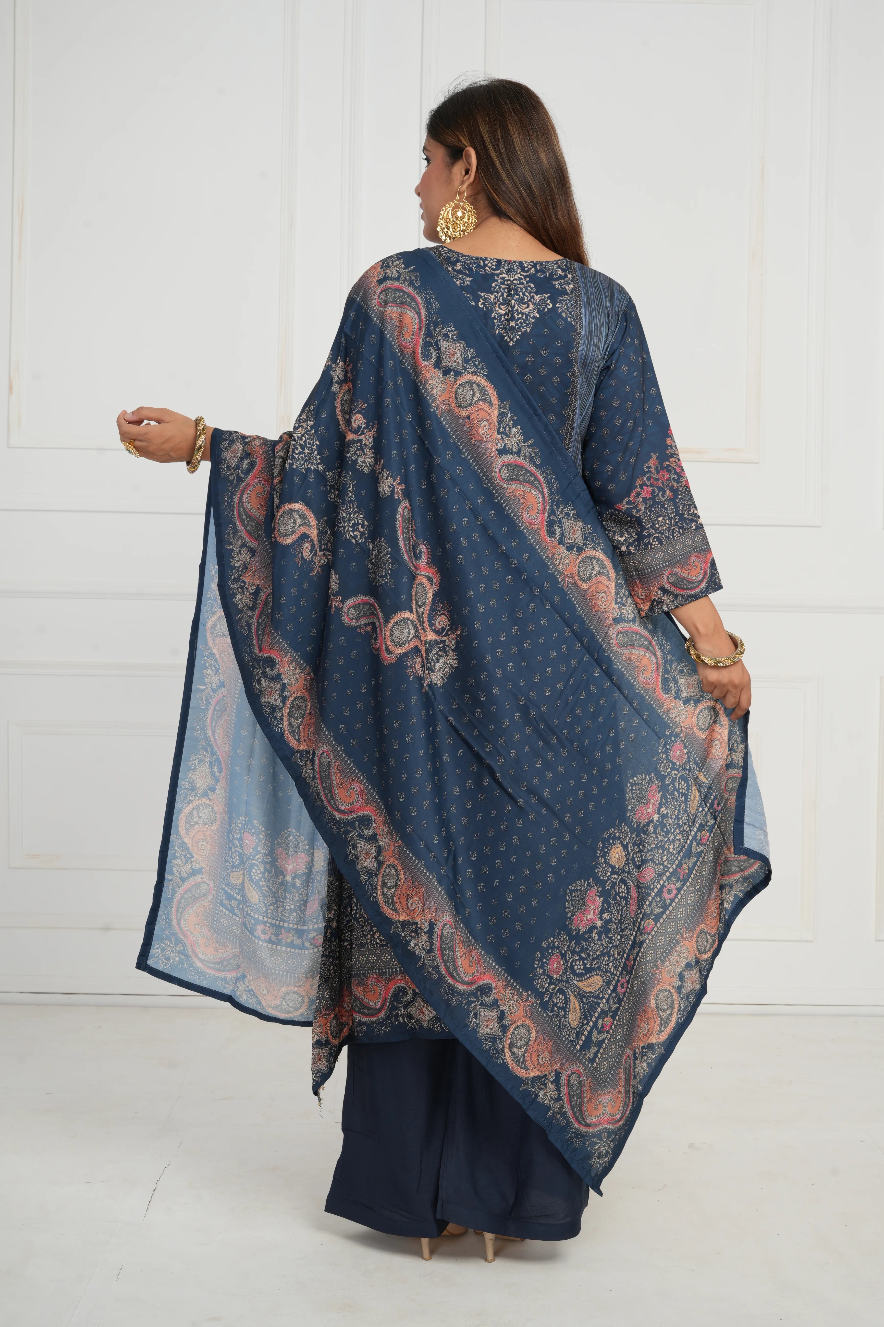 Ethnic motif zari sequinned embroidered silk kurta pant and dupatta