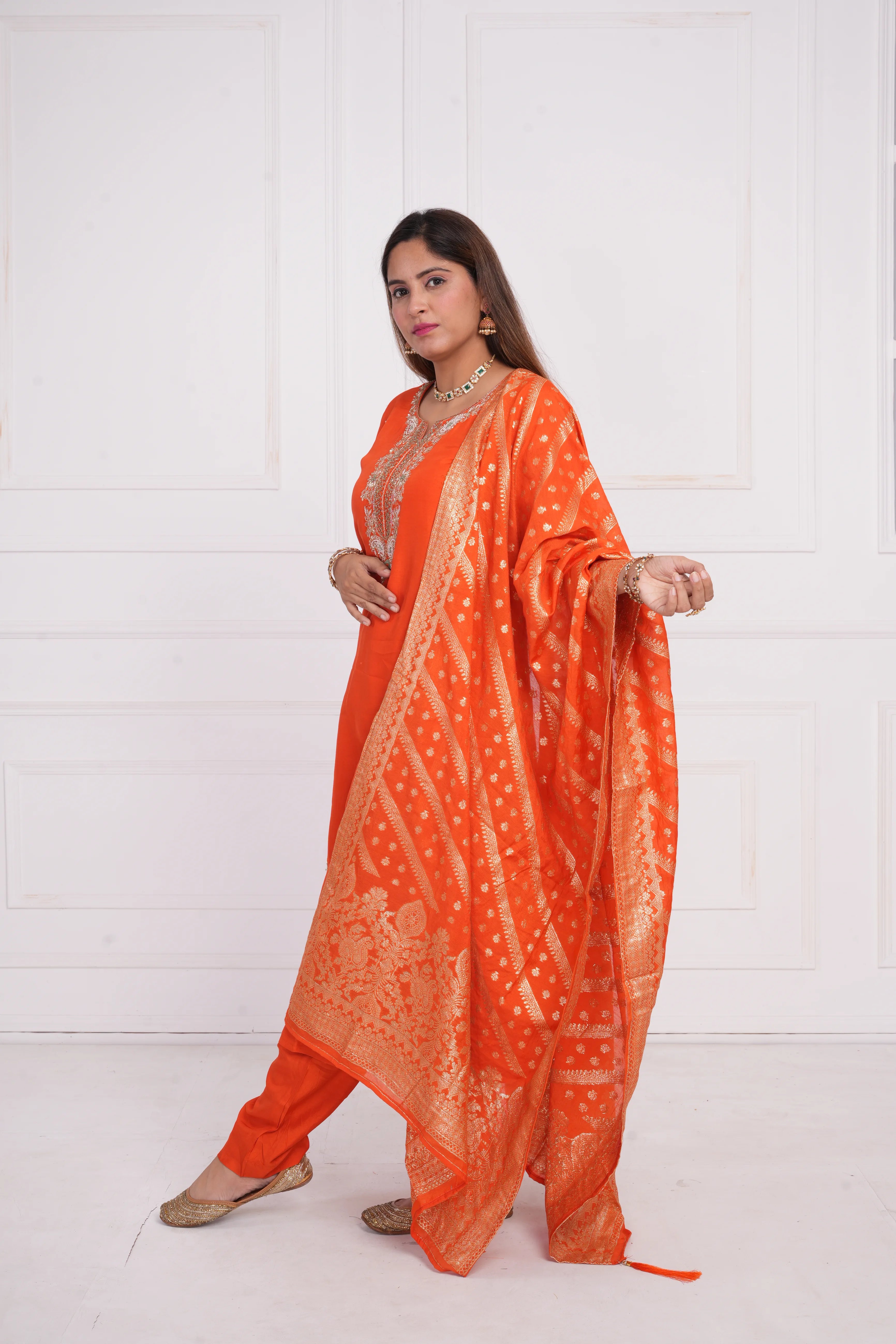 Women Ethnic Motifs and Zari Embroidered Kurta with Trouser & Banarsi Dupatta