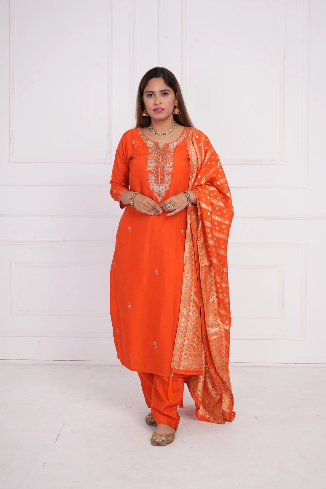 Women Ethnic Motifs and Zari Embroidered Kurta with Trouser & Banarsi Dupatta