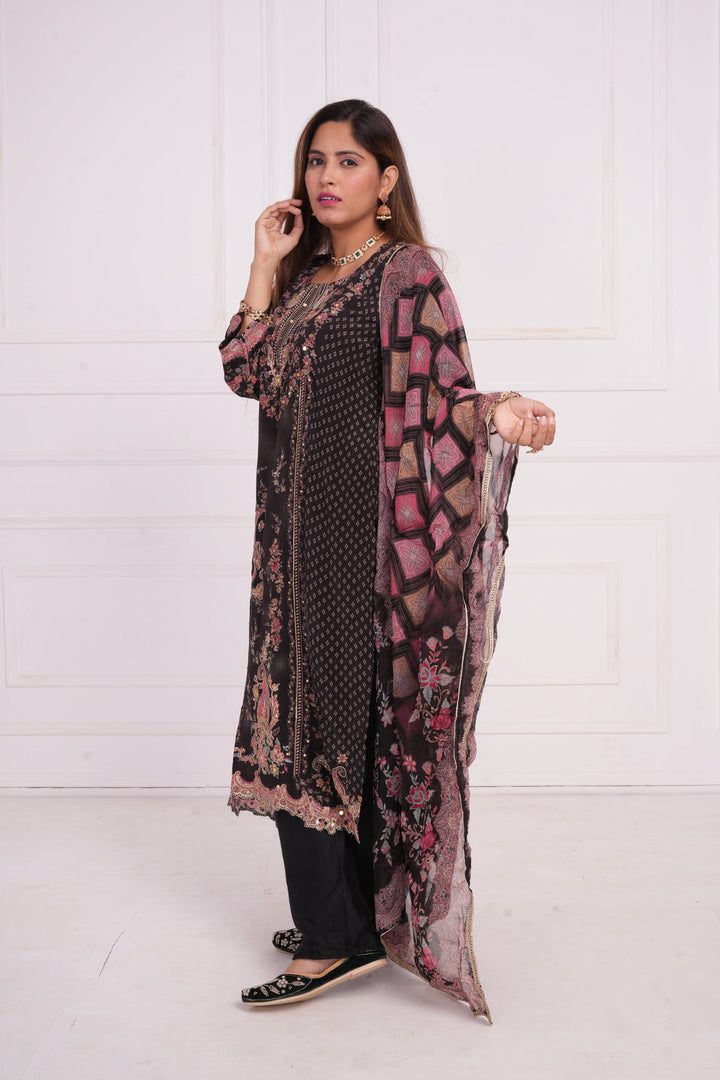 Ethnic motif zari sequinned embroidered silk kurta pant and dupatta